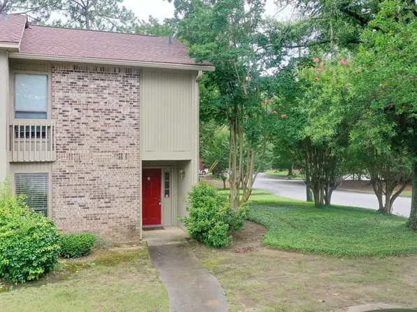 1017 Stonegate Dr APT D, Auburn, AL 36832