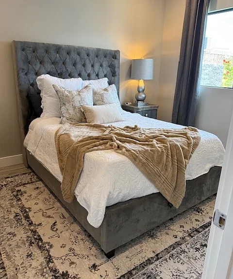 Queen Bedroom with Sleep Number Lift Mattress
