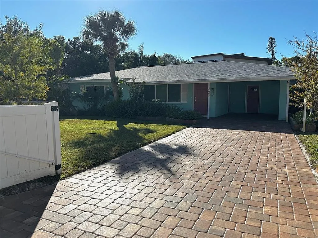 2 bed, 2.0 bath, 1536 sqft, $2,650 — Photo 1