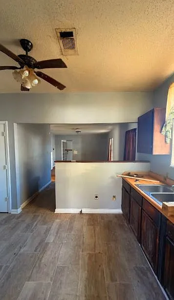 3 bed, 1350 sqft, $799 — Photo 4