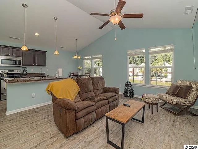 1239 Harbor Aly — Photo 18