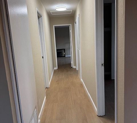 4th image of 4920 Lowry Ct