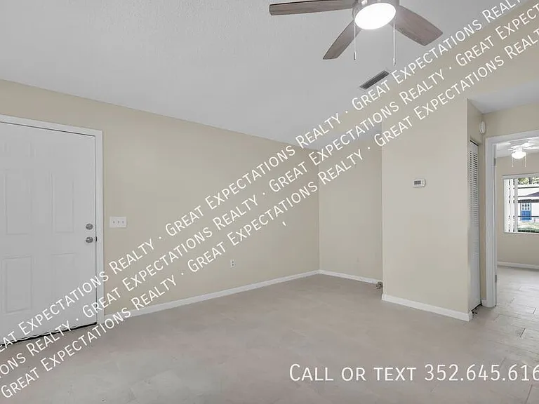 3381 NE 56th Ave — Photo 5