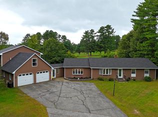 22 Country Club Rd, Manchester, ME 04351