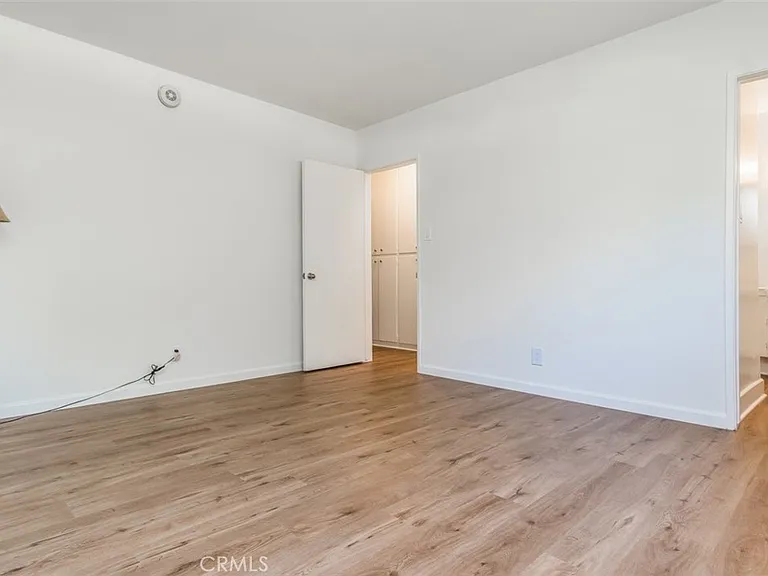 4653 Fulton Ave #4 — Photo 8