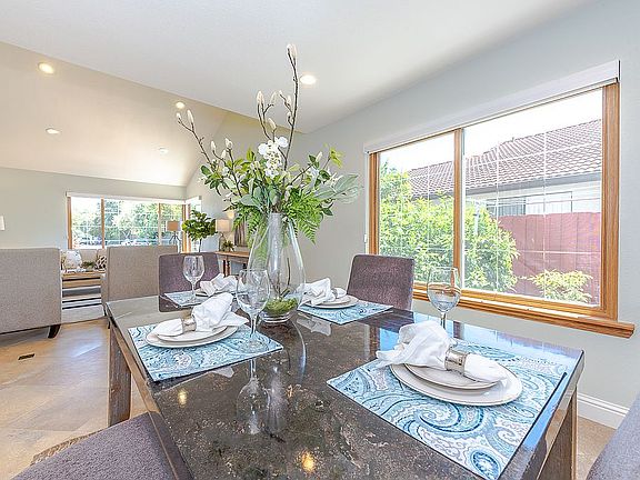 3rd image of 32828 Regents Blvd