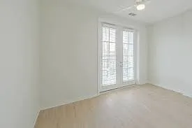 2 bed, 1.0 bath, $4,050 — Photo 3
