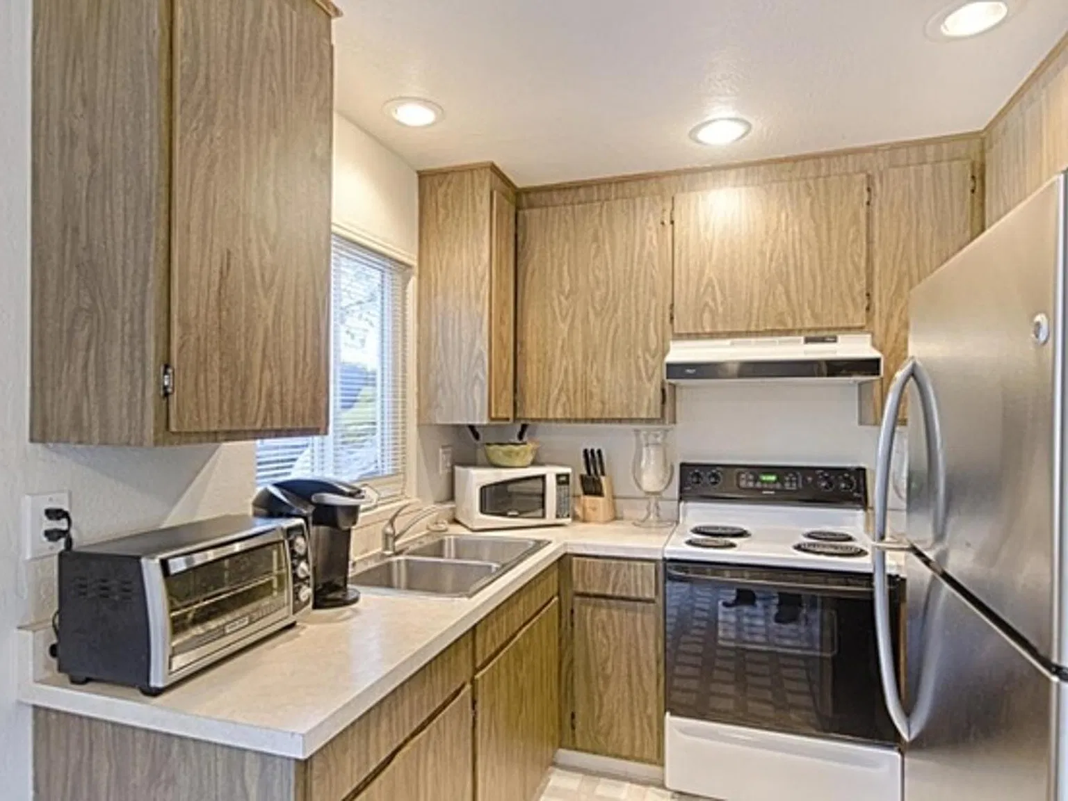 2 bed, 1000 sqft, $2,750 — Photo 4