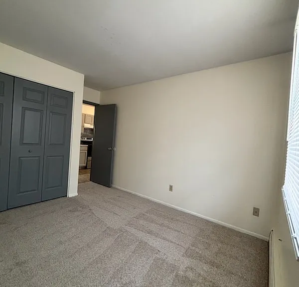 700-728 Waskin Dr — Photo 4
