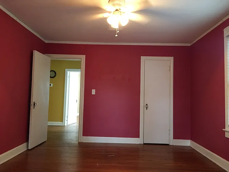 522 Grove Rd — Photo 9