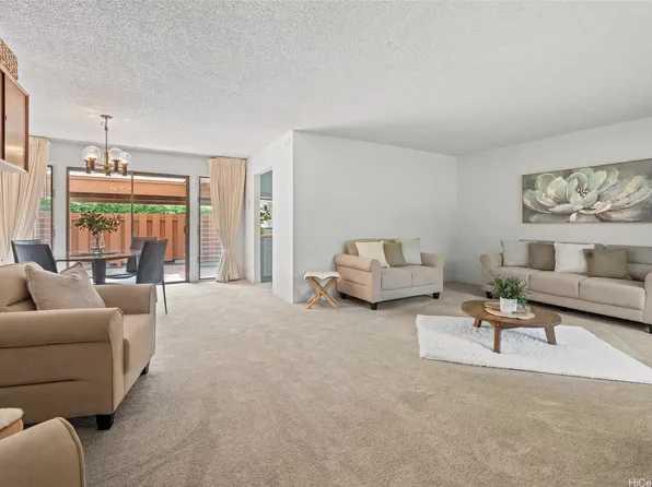 390 Haleloa Pl #A-306, Honolulu, HI 96821