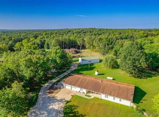 20860 Hillpoint Rd, Barnett, MO 65011