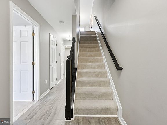 4th image of 3597 Sherbrooke Cir