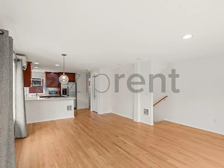 516 N 46th St #A — Photo 9