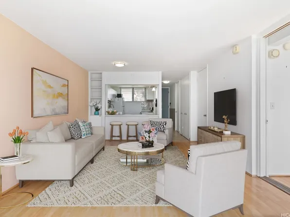 780 Amana St APT 1102, Honolulu, HI 96814