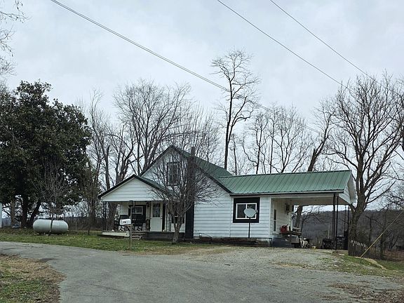 3rd image of 427 Smith Chapel Rd