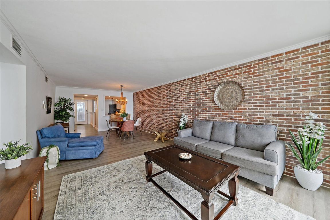 next background image