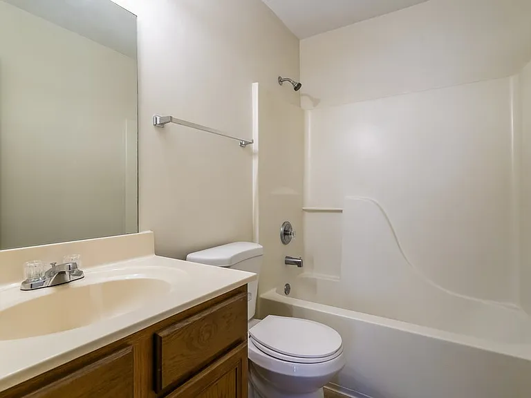 608 Birchbrook Ct — Photo 16