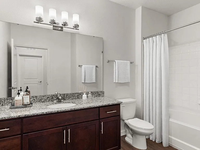 Park Place at Maguire Apartments — Photo 5