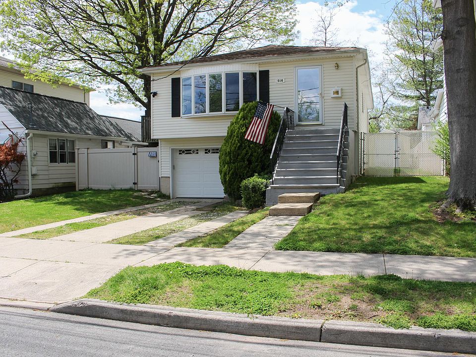 1st image of 606 Rockaway St