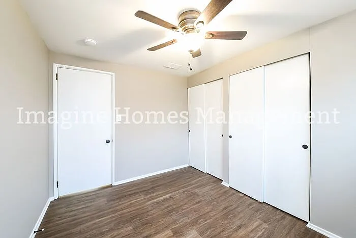 1879 Hillsdale Dr — Photo 9