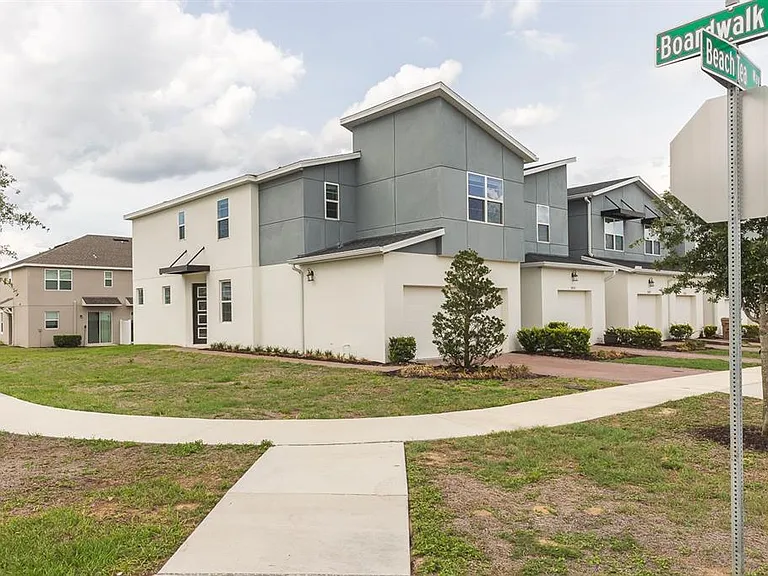 9095 Beach Tea Way — Photo 4