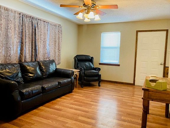 2nd image of 65 Oak St #72513
