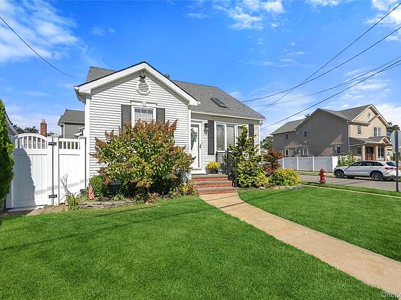 4th image of 2365 Swenson Place
