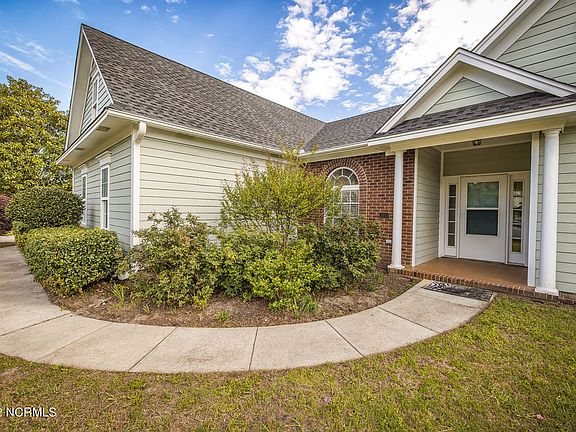3rd image of 3911 W Durant Ct