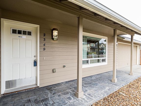 4th image of 2349 NE Tennessee Ln