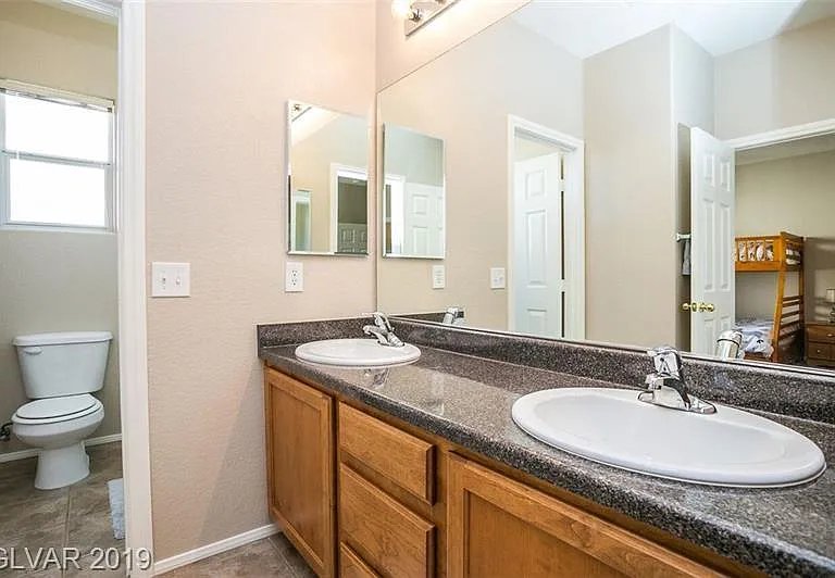 1142 Village Crossing Ln — Photo 11