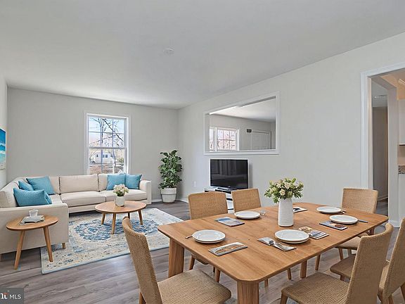 5th image of 10 Rosewood St
