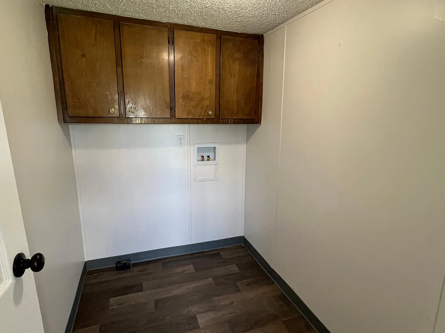 3 bed, 1100 sqft, $1,000 — Photo 4