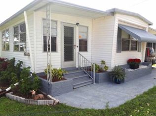 3066 Saturn Cir, North Fort Myers, FL 33903