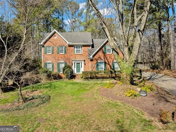 511 Shore Dr, Suwanee, GA 30024