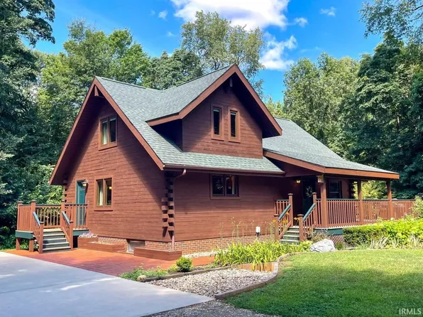 6607 E Division Rd, Mill Creek, IN 46365