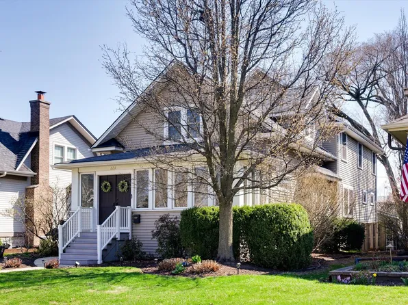 221 N Illinois St, Elmhurst, IL 60126