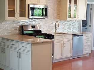 2050 Spring Mill Rd, Lafayette Hill, PA 19444