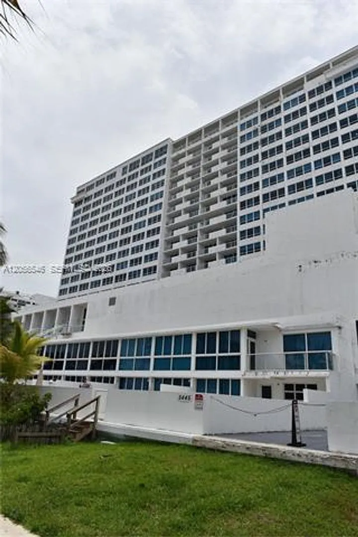 5555 Collins Ave cu-8K, Miami Beach, FL 33140 — Photo 3