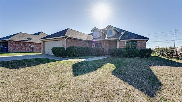 1st image of 308 Derick Dr