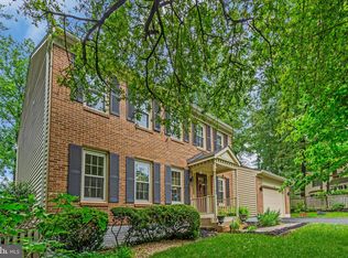 1606 Montmorency Dr, Vienna, VA 22182