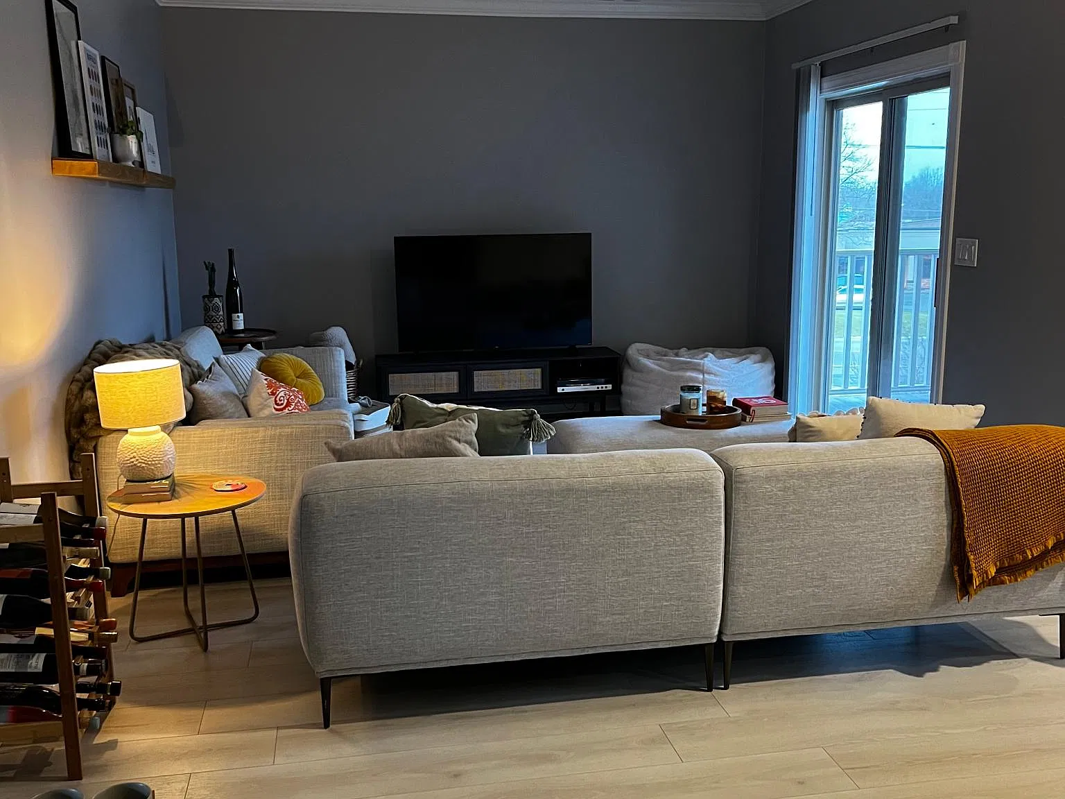 2 bed, 1140 sqft, $1,750 — Photo 2