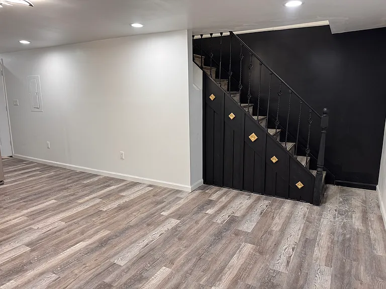 110 Main St #2 — Photo 20