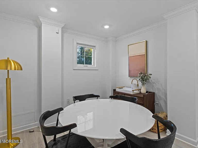 382 Western Ave — Photo 21