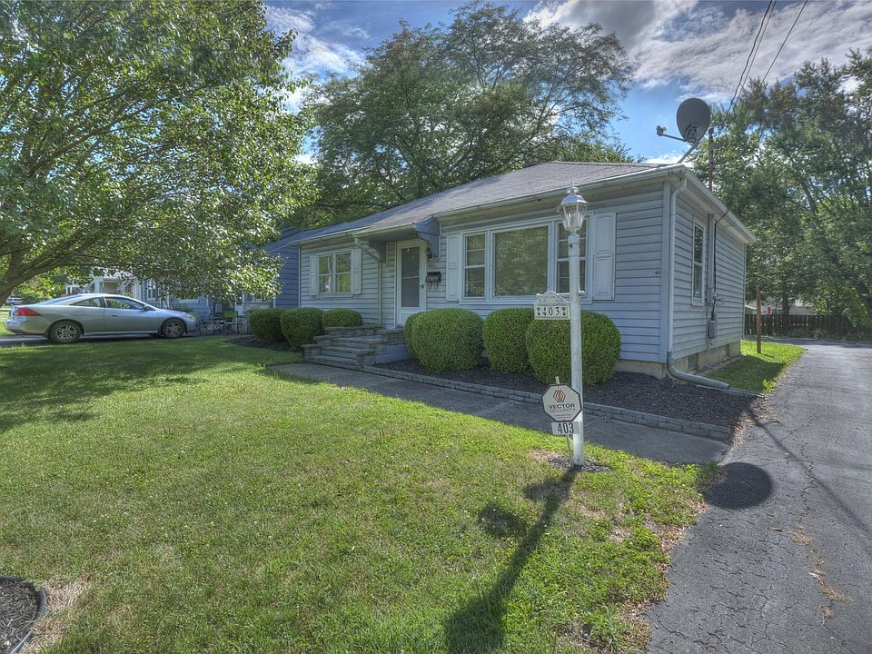 1st image of 403 Kensington Pl