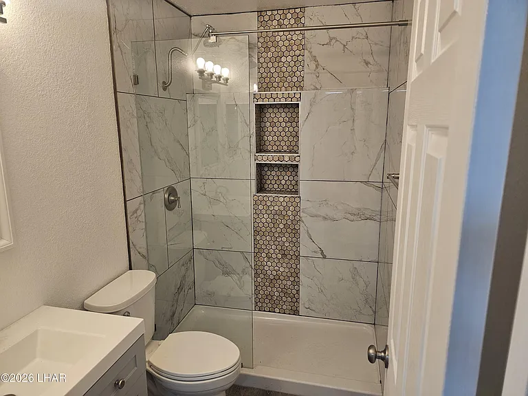 500 Lake Havasu Ave N #B-9 — Photo 12
