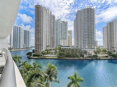 495 Brickell Ave #BAY707, Miami, FL, 33131