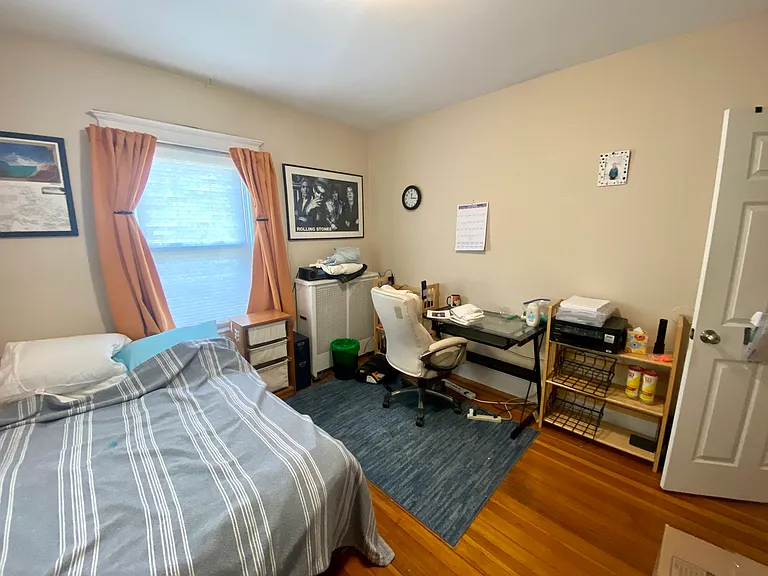 38 Underhill St #1 — Photo 10