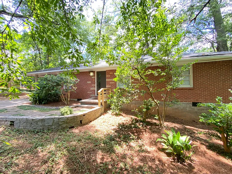 113 McKoy St — Photo 2