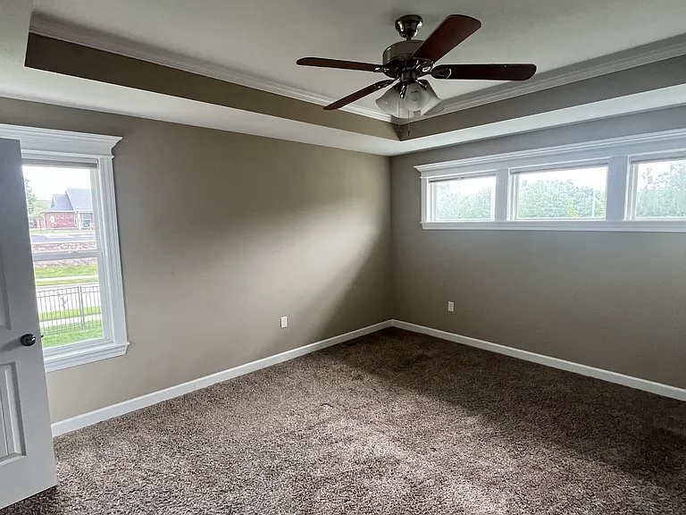 455 Ash Ct — Photo 9